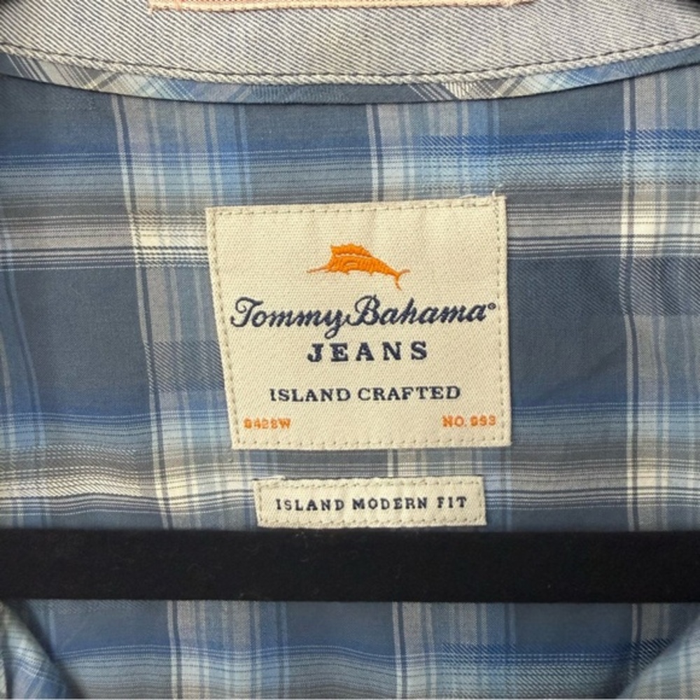 Tommy Bahama Men's Long Sleeve Island Modern Fit Button Down Size XXL‎ - Picture 2 of 4